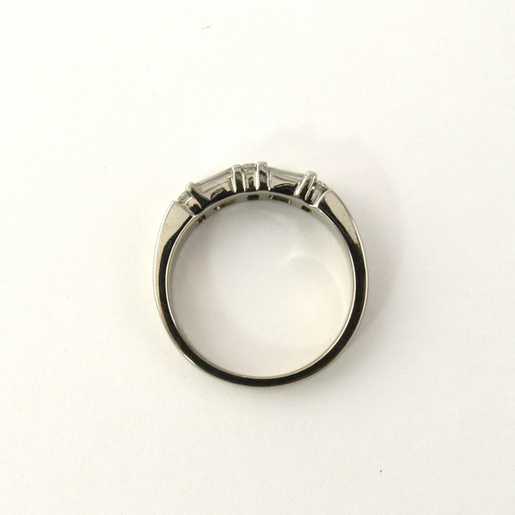 Vintage 14 Karat White Gold Diamond Wedding Band Size 6 #4705 - Picture 4 of 10